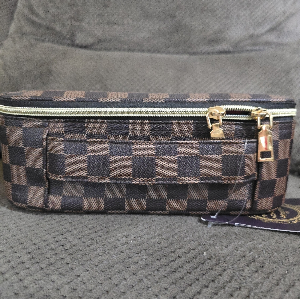 Brown Checkered Men's Bag - Picture 2 of 6